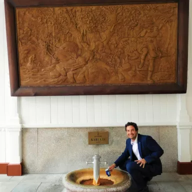 Spa in the Czech Republic: Carlsbad Tour - Glass Tradition - Becherovka Liquer Distillery