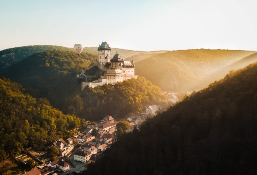 Burgen in der Tschechischen Republik: Kaiserliche Burg Karlstein