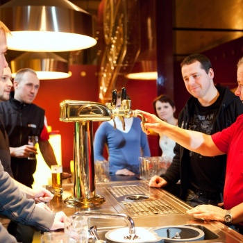 Bier brauen & Brauereitouren in der Tschechischen Republik: Gambrinus-Party in Pilsen