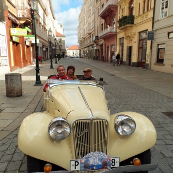 Classic Car Ride and Driving in the Czech Republic: Pilsen City - AERO 30