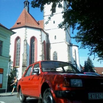 Oldtimer-Fahren und Lenken in Tschechien: Region Pilsen – SKODA 120L