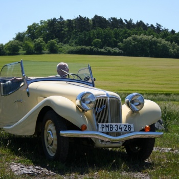 Classic Car Tour and Driving in the Czech Republic: Pilsen Region - AERO 30