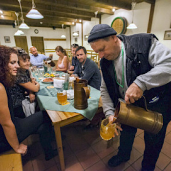 Trinken so viel wie Sie können in der Tschechischen Republik: die Keller der Pilsner Urquell Brauerei
