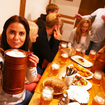 Trinken so viel wie Sie können in der Tschechischen Republik: die Keller der Pilsner Urquell Brauerei