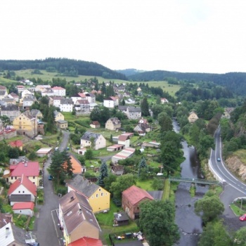 Burgen in der Tschechischen Republik: Schatzkammerburg und Schloßanlage Bečov