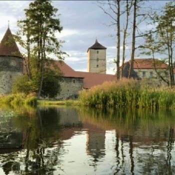 Burgen in der Tschechischen Republik: Aschenbrödels Wasserburg Švihov
